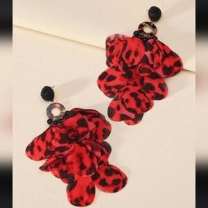 3 For $25💛Leopard Print Fabric Dangle Earrings